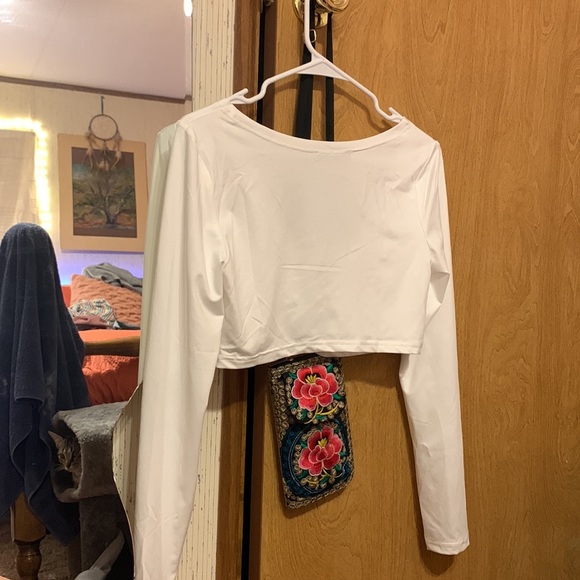 Cropped top - Picture 2 of 2